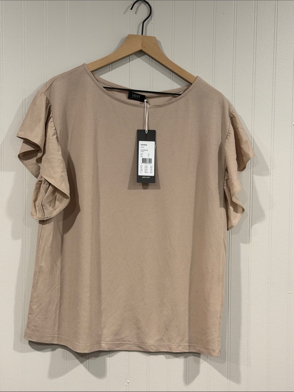 Yest Ruffle Sleeve Short-Sleeve Tee in Taupe